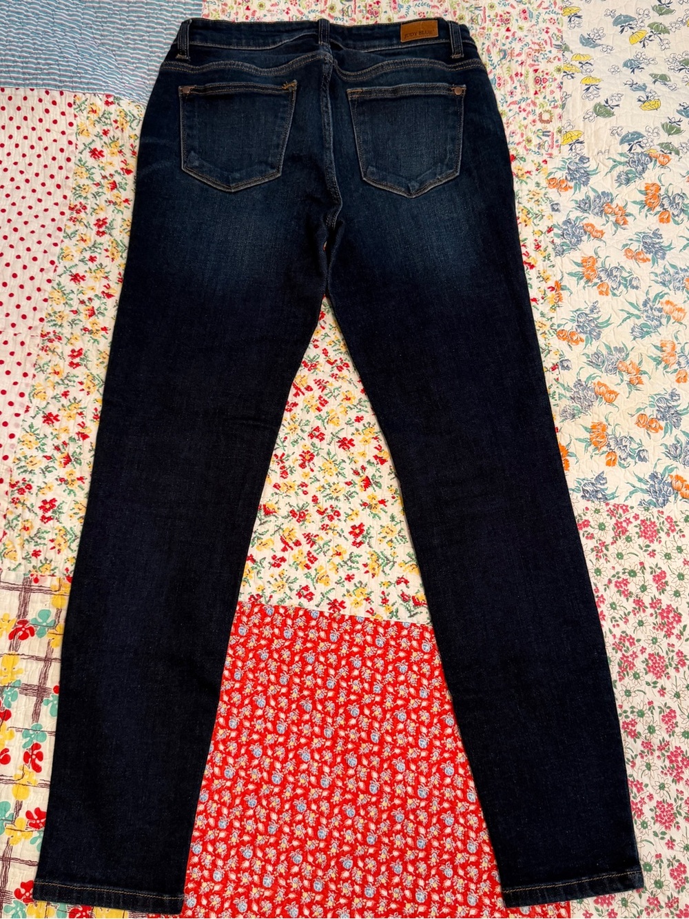 Judy Blue Dark Indigo Skinny Jeans - Picture 2 of 4